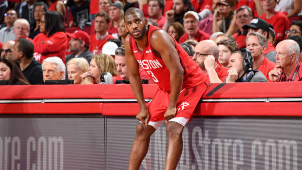 chris_paul_rockets_marquee_.jpg